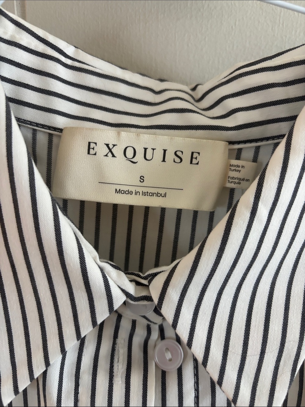 Exquise Striped Button-Front Midi Dress in White and Black - Picture 2 of 3